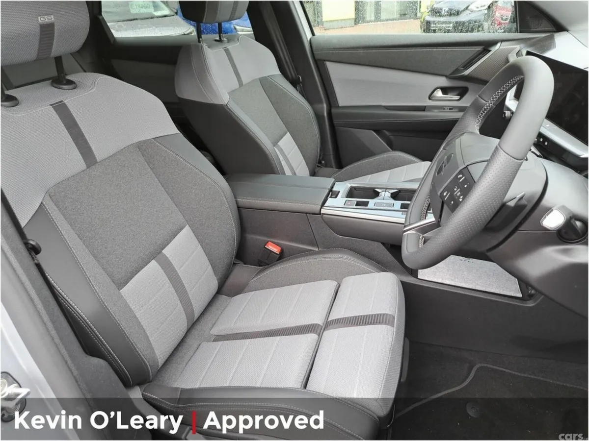 Opel Grandland SUV, Electric, 2025, Silver