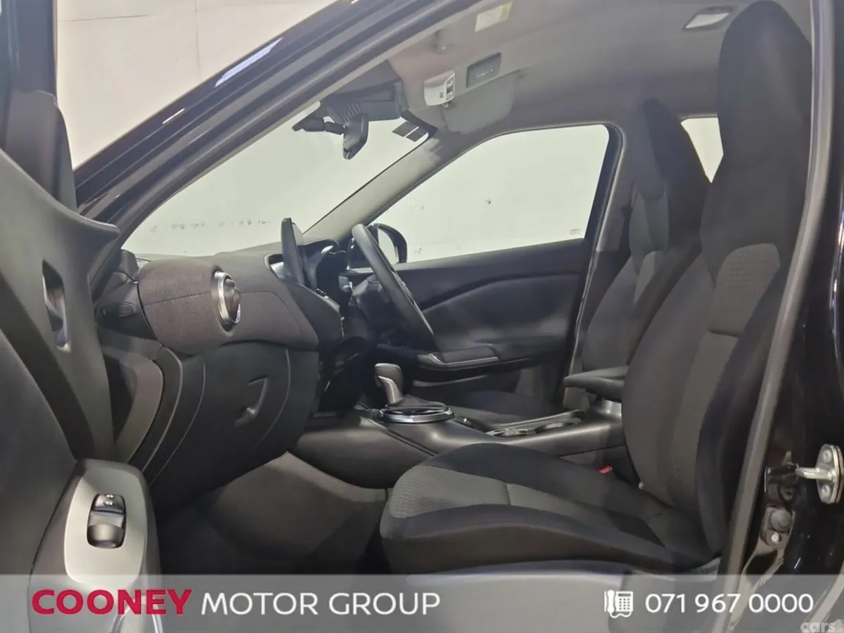 Nissan Juke SUV, Petrol Hybrid, 2025, Black