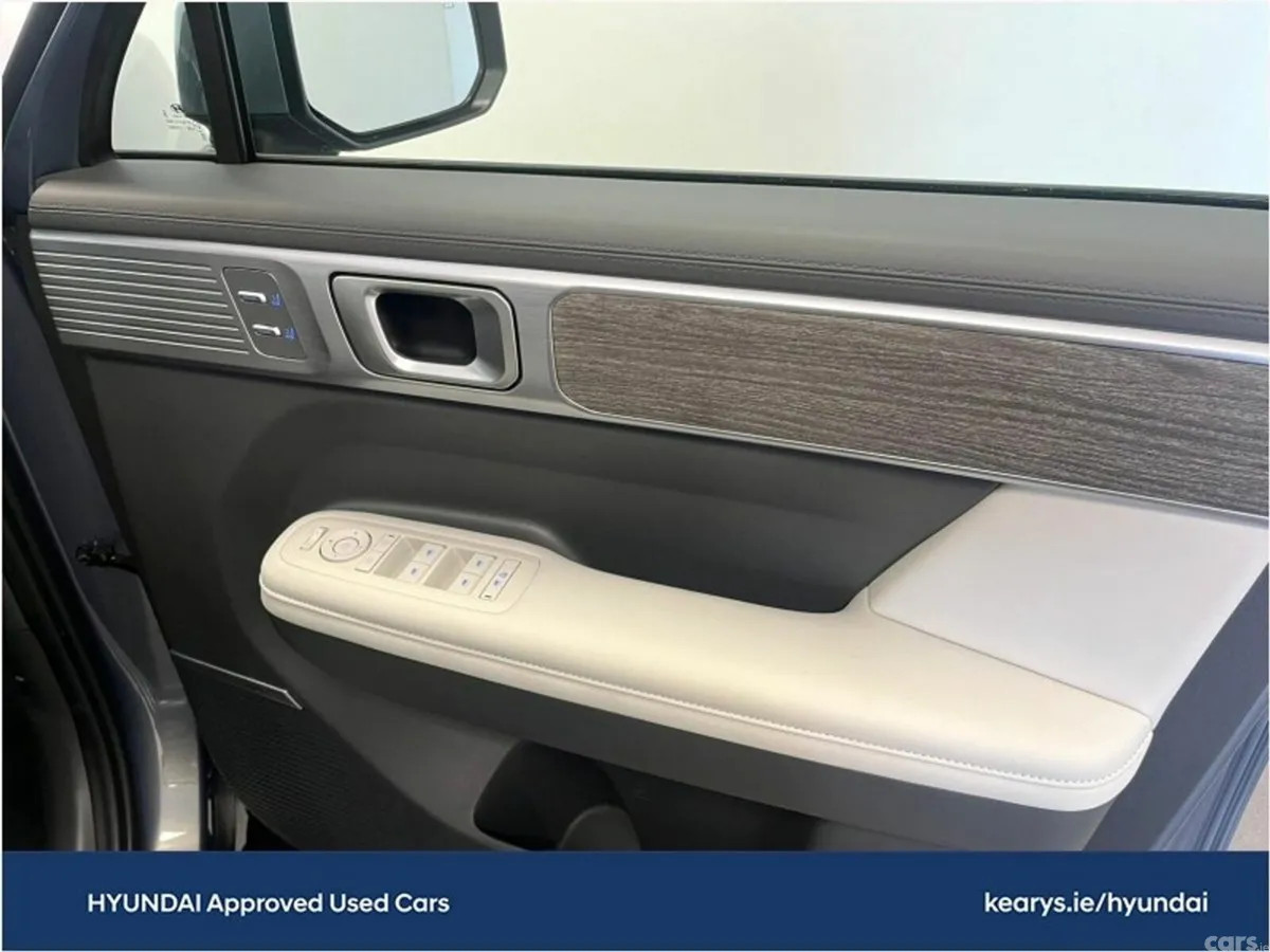 Hyundai Santa Fe SUV, Petrol Plug-in Hybrid, 2027, Blue
