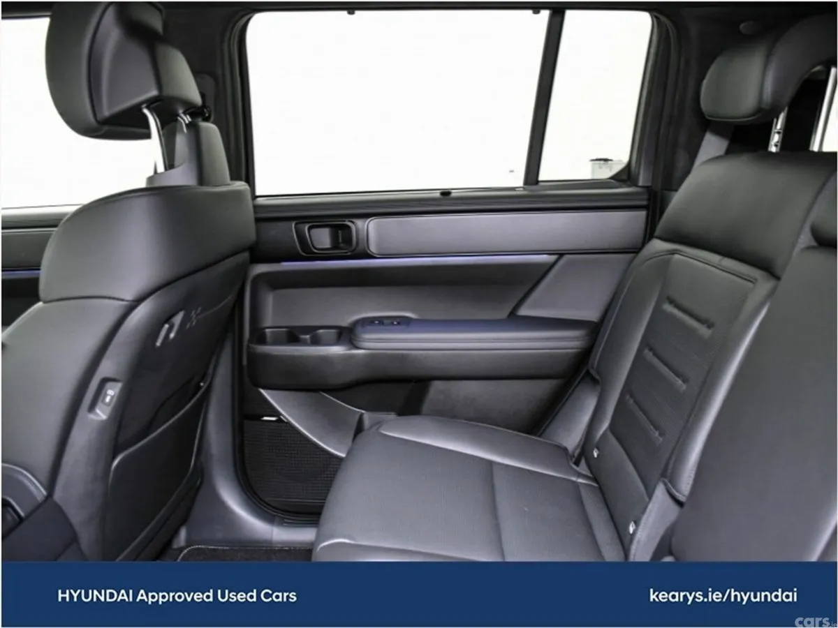 Hyundai Santa Fe SUV, Petrol Plug-in Hybrid, 2026, Black