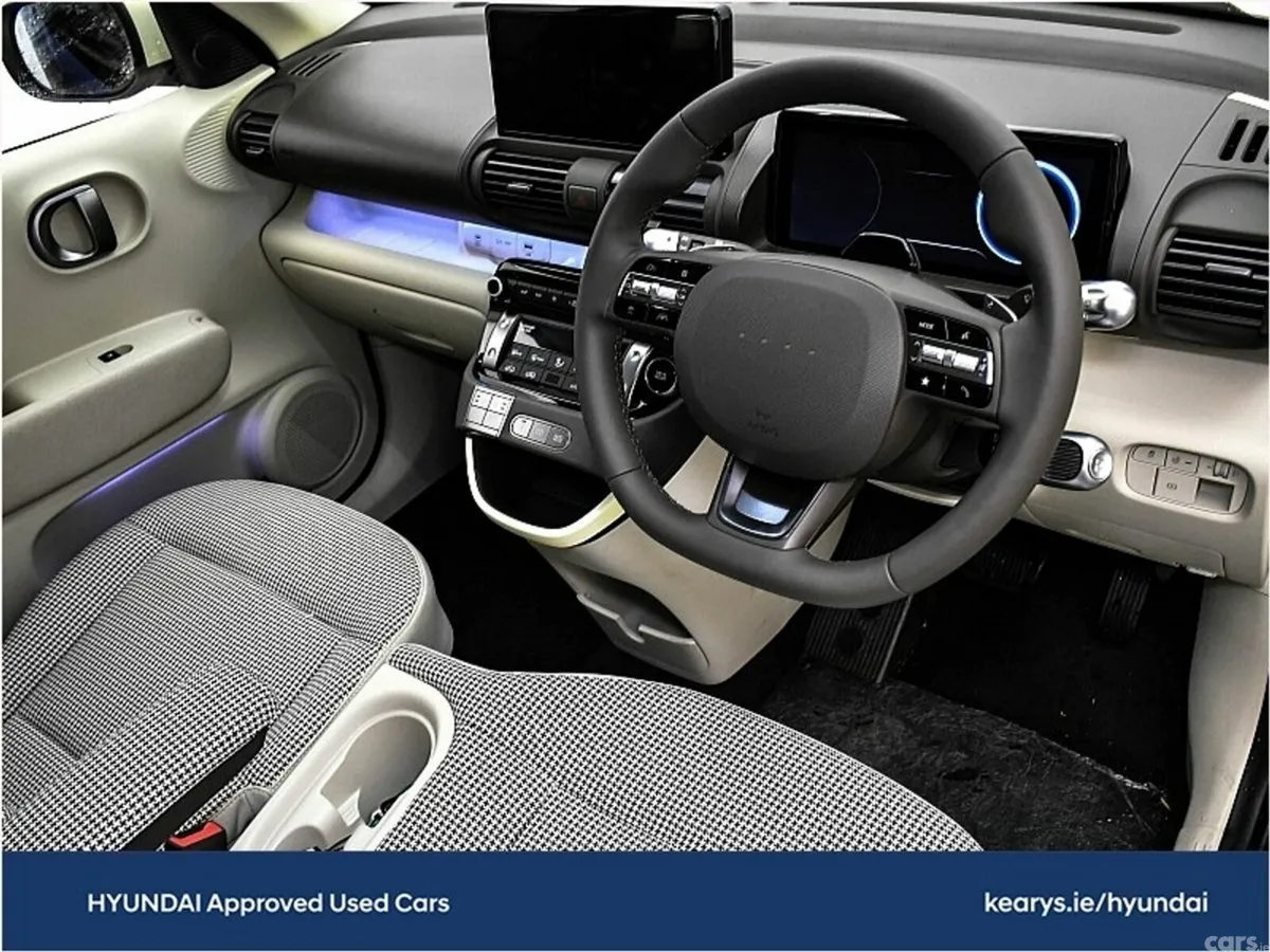 Hyundai INSTER SUV, Electric, 2026, Yellow