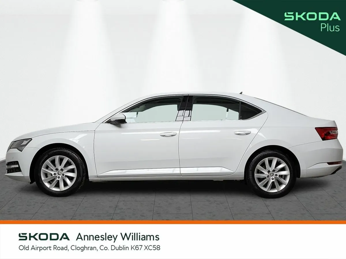 Skoda Superb Saloon, Diesel, 2025, White