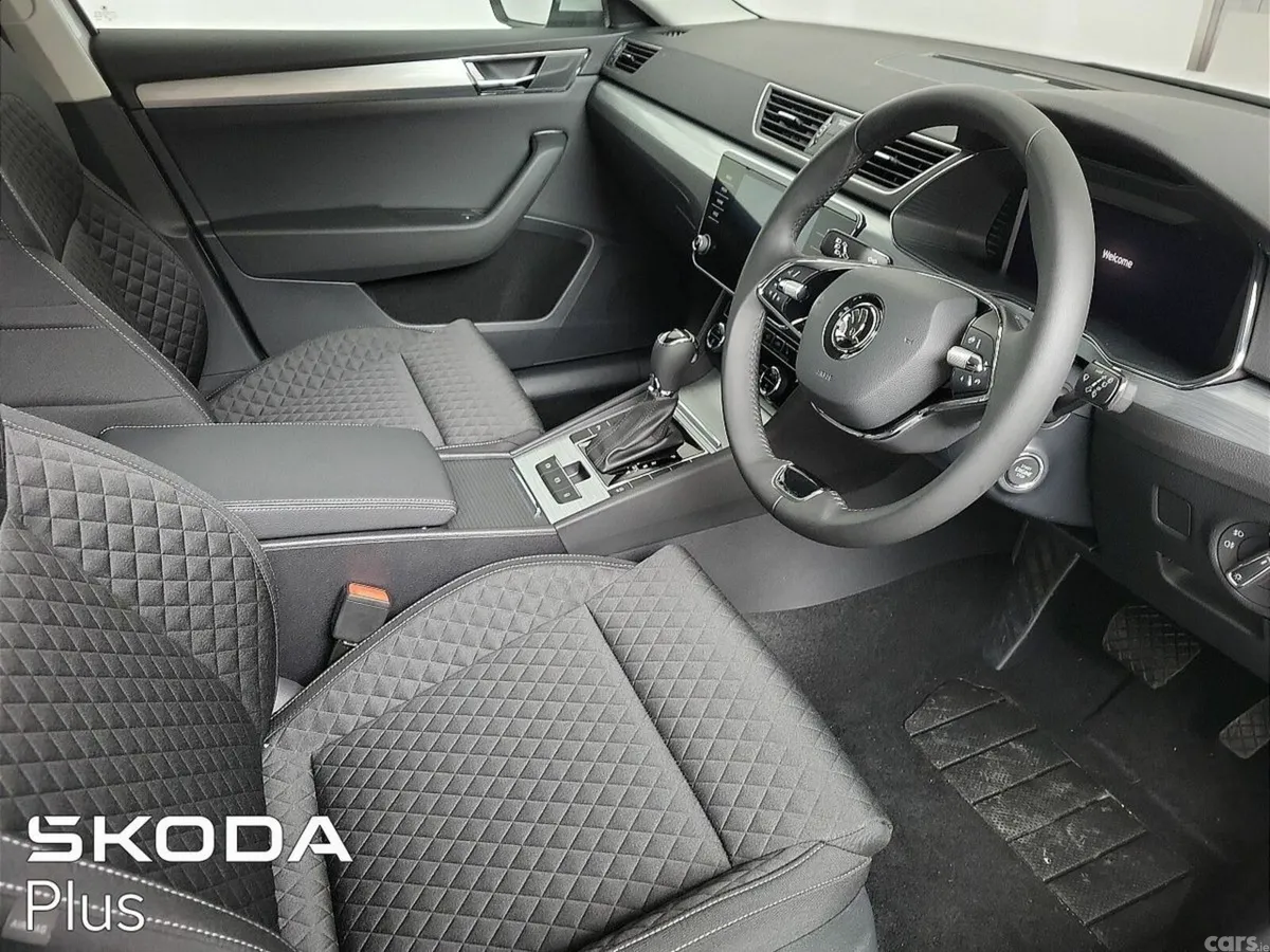 Skoda Superb Saloon, Diesel, 2025, White