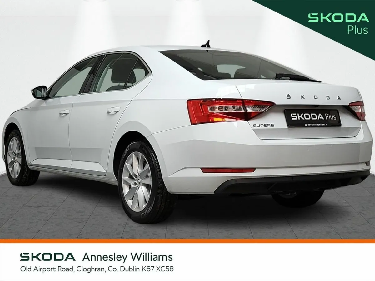 Skoda Superb Saloon, Diesel, 2025, White