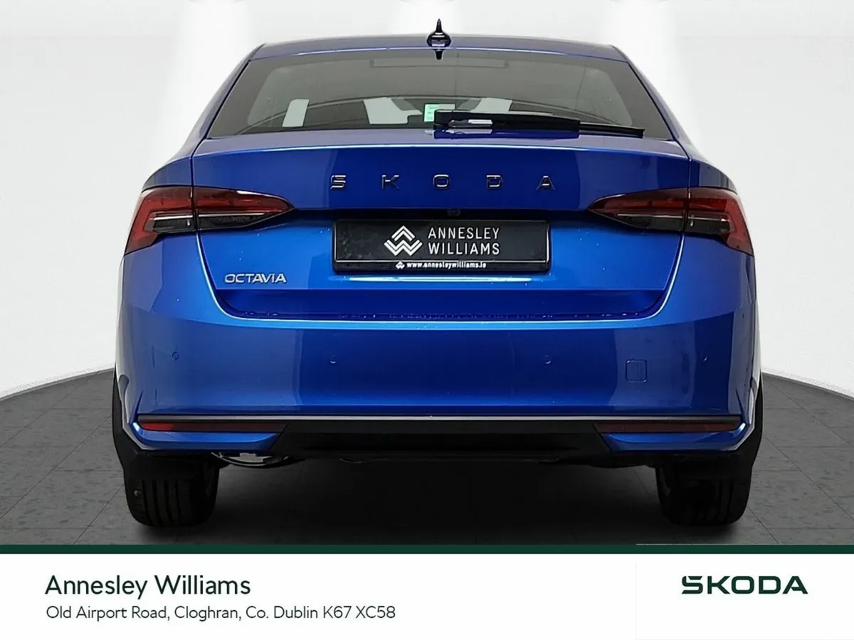 Skoda Octavia Saloon, Petrol, 2026, Blue