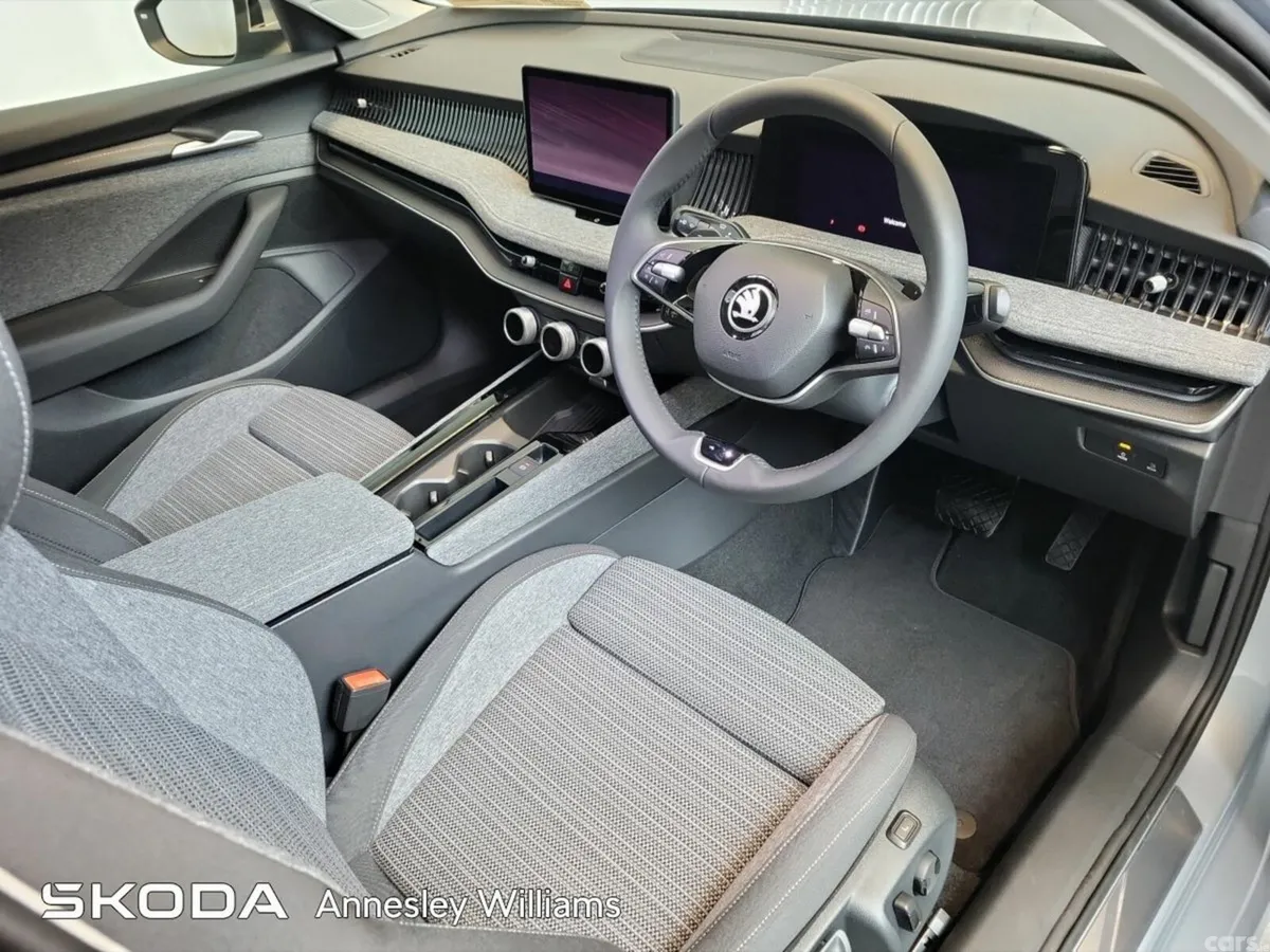 Skoda Superb Saloon, Diesel, 2026, Silver