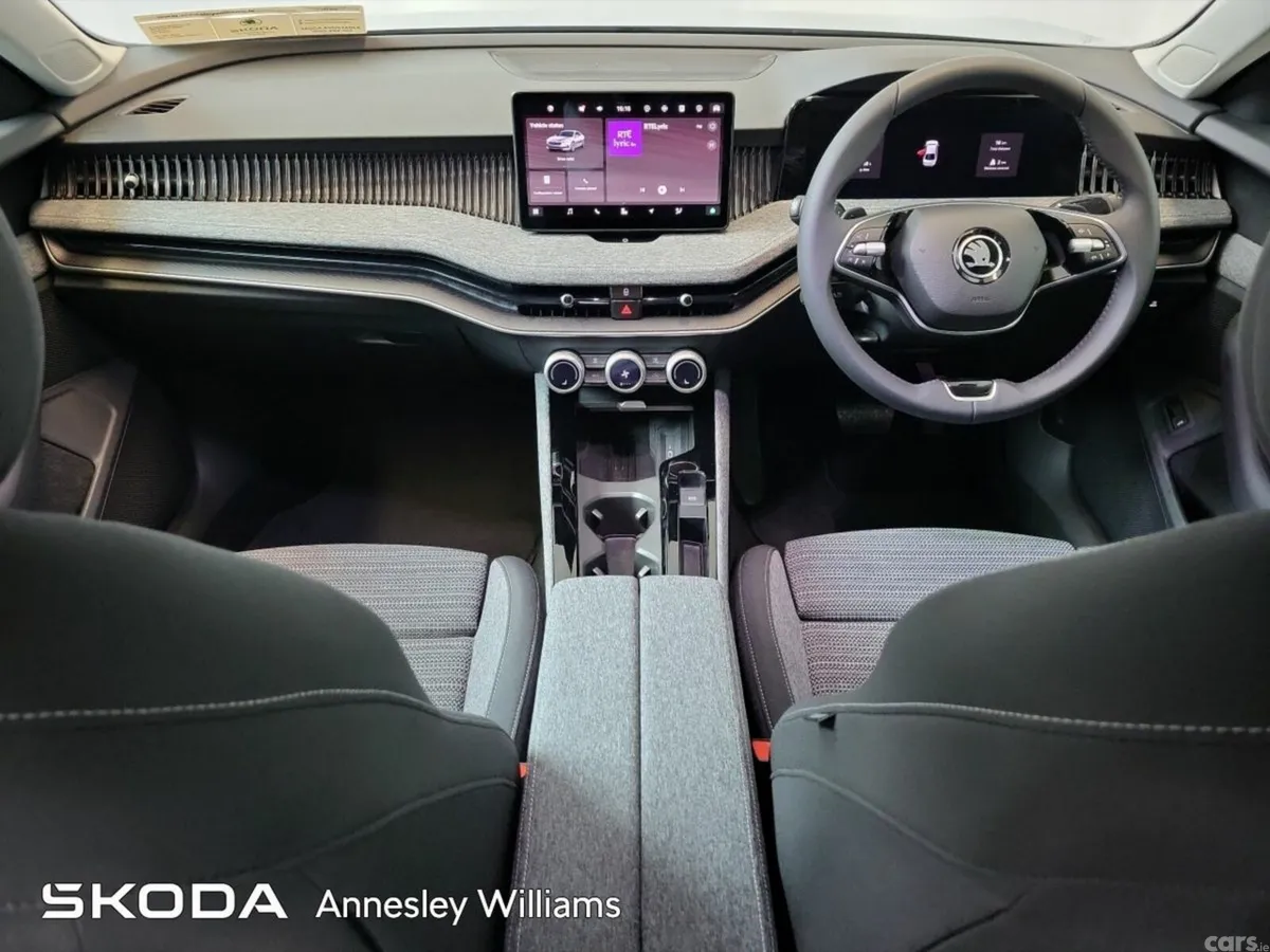 Skoda Superb Saloon, Diesel, 2026, Silver
