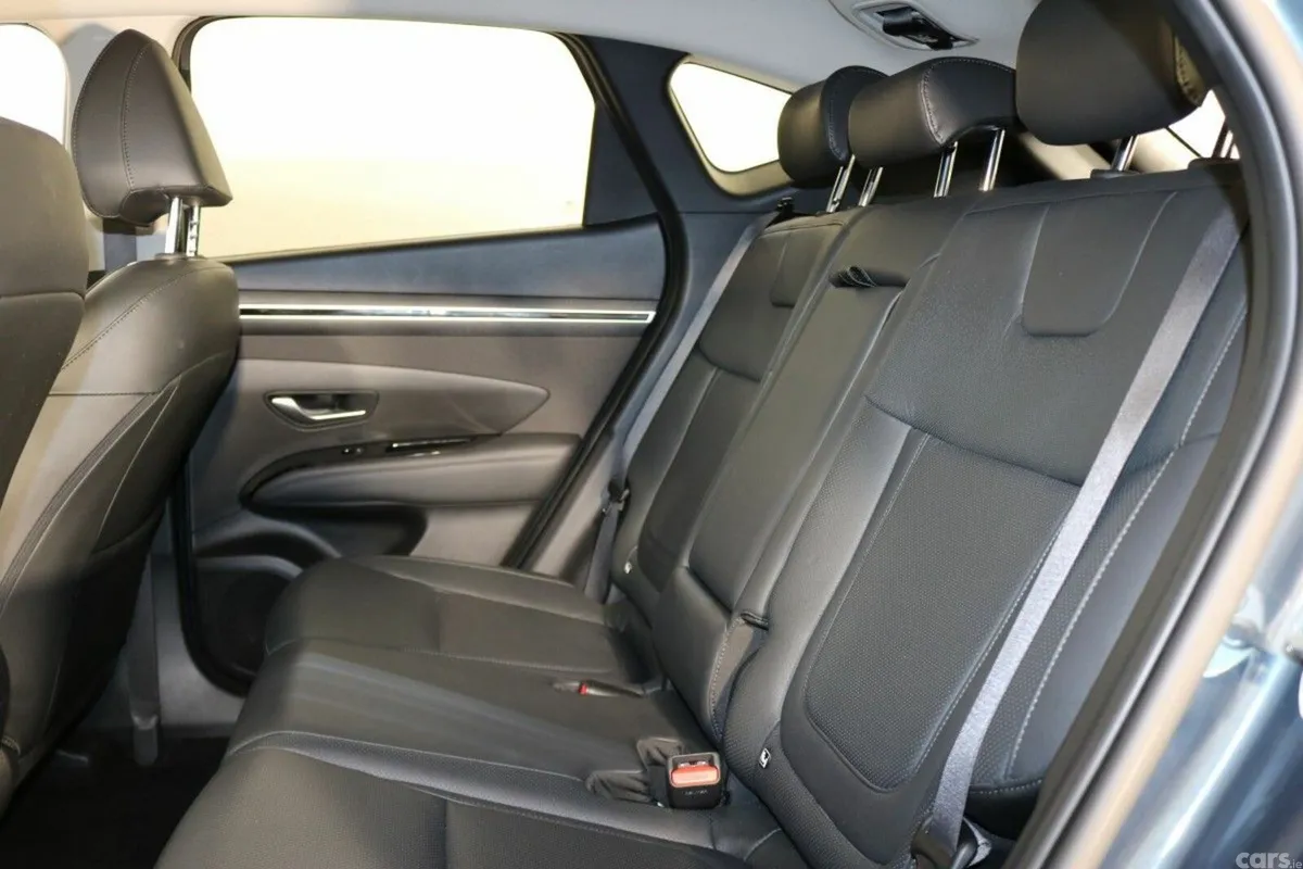 Hyundai Tucson SUV, Petrol Plug-in Hybrid, 2025, Blue
