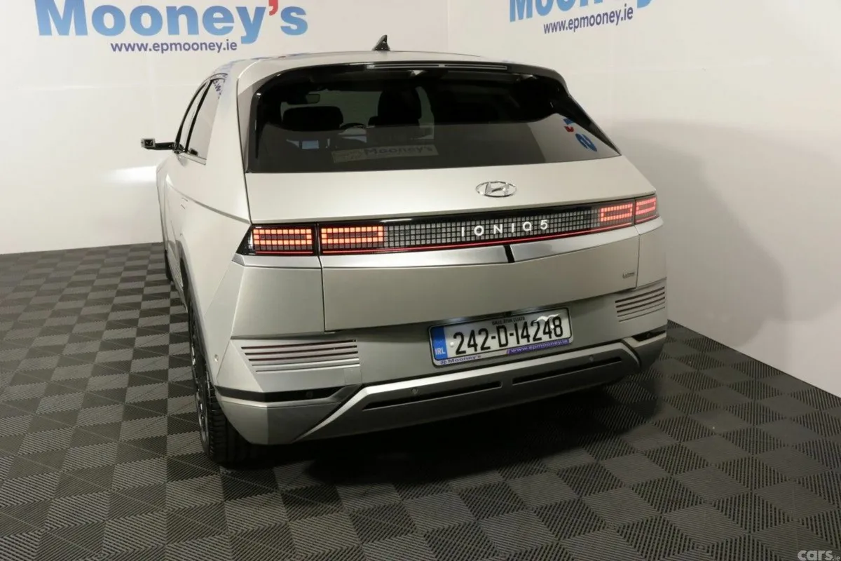 Hyundai IONIQ 5 MPV, Electric, 2024, Yellow