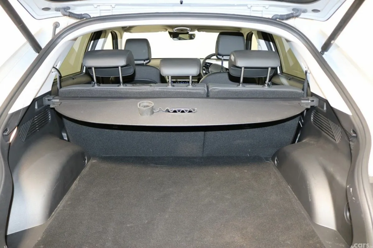 Hyundai IONIQ 5 MPV, Electric, 2024, Yellow