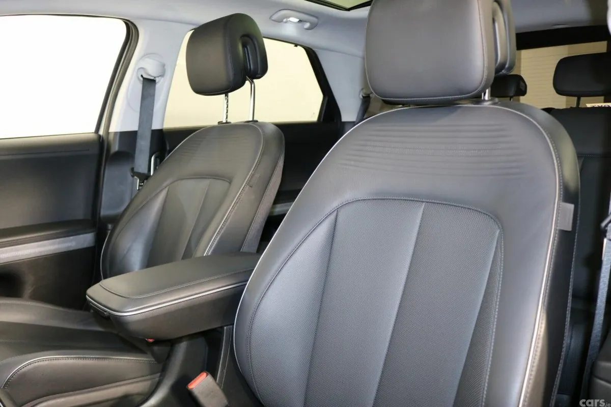 Hyundai IONIQ 5 MPV, Electric, 2024, Yellow
