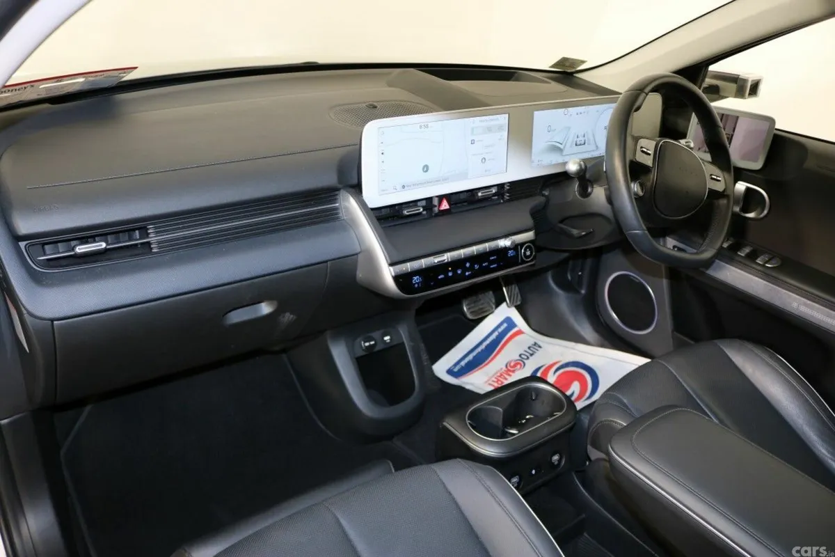 Hyundai IONIQ 5 MPV, Electric, 2024, Yellow