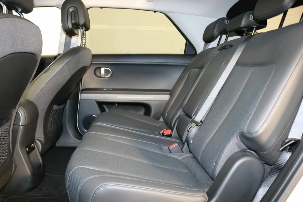Hyundai IONIQ 5 MPV, Electric, 2024, Yellow