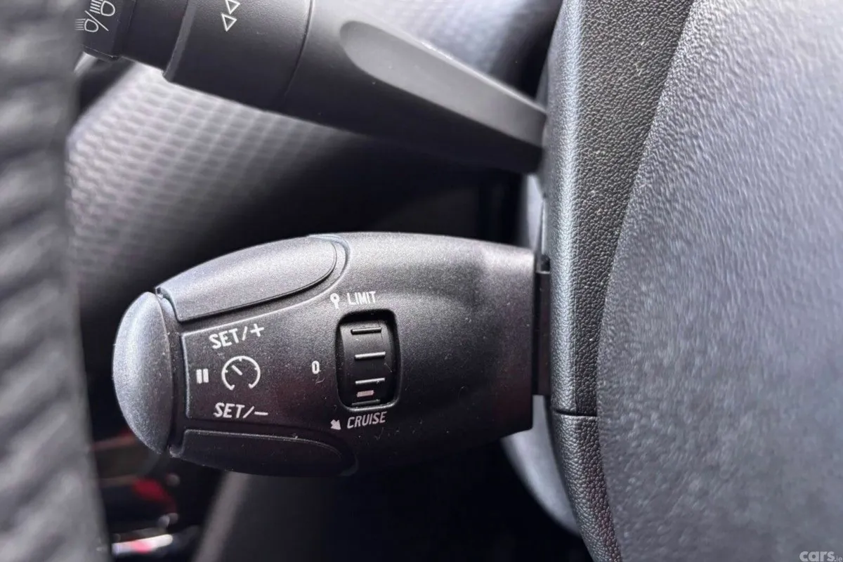 Peugeot 2008 SUV, Diesel, 2020, Black