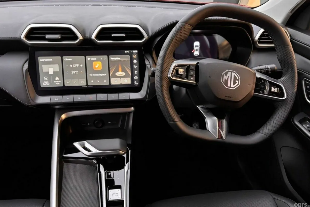 MG ZS SUV, Petrol Hybrid, 2027, Red