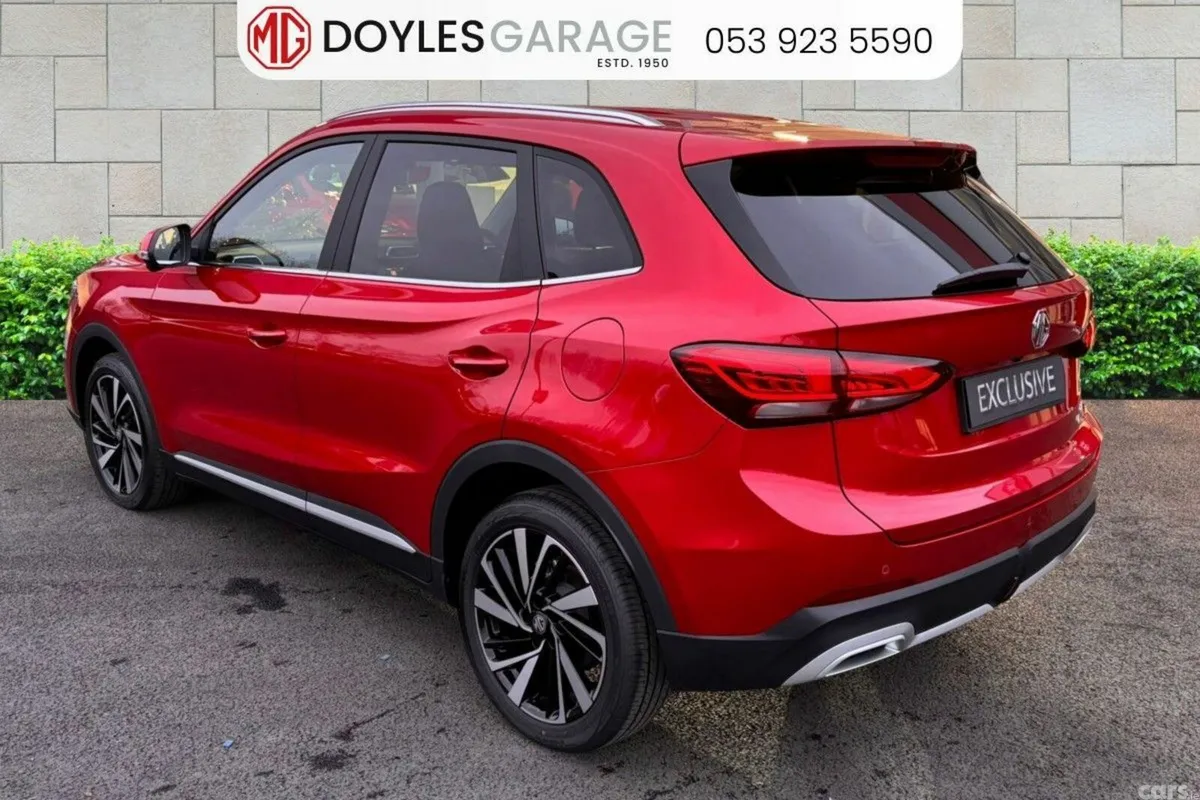 MG ZS SUV, Petrol Hybrid, 2027, Red