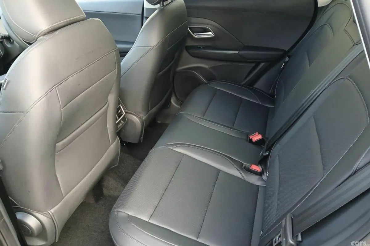 MG ZS SUV, Petrol Hybrid, 2027, Grey