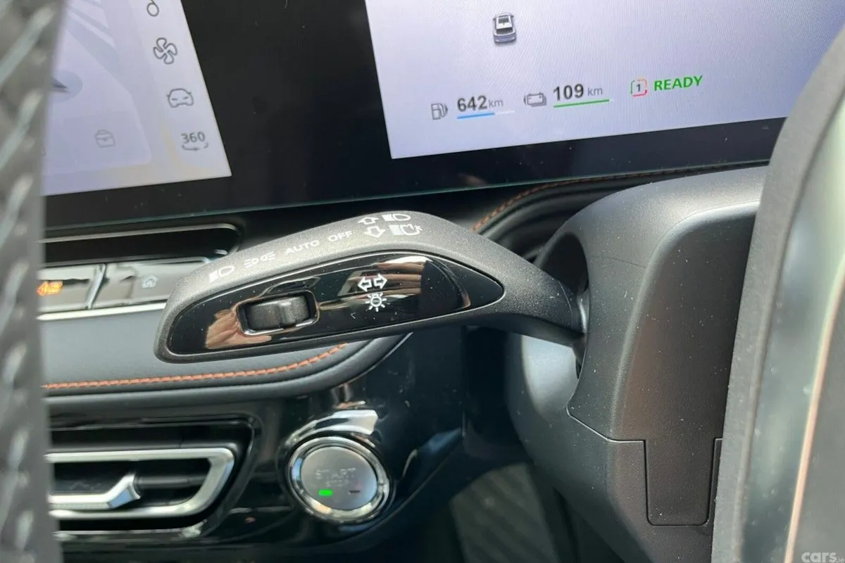 MG HS SUV, Petrol Plug-in Hybrid, 2027, White