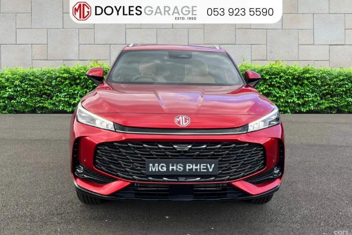 MG HS SUV, Petrol Plug-in Hybrid, 2027, Red