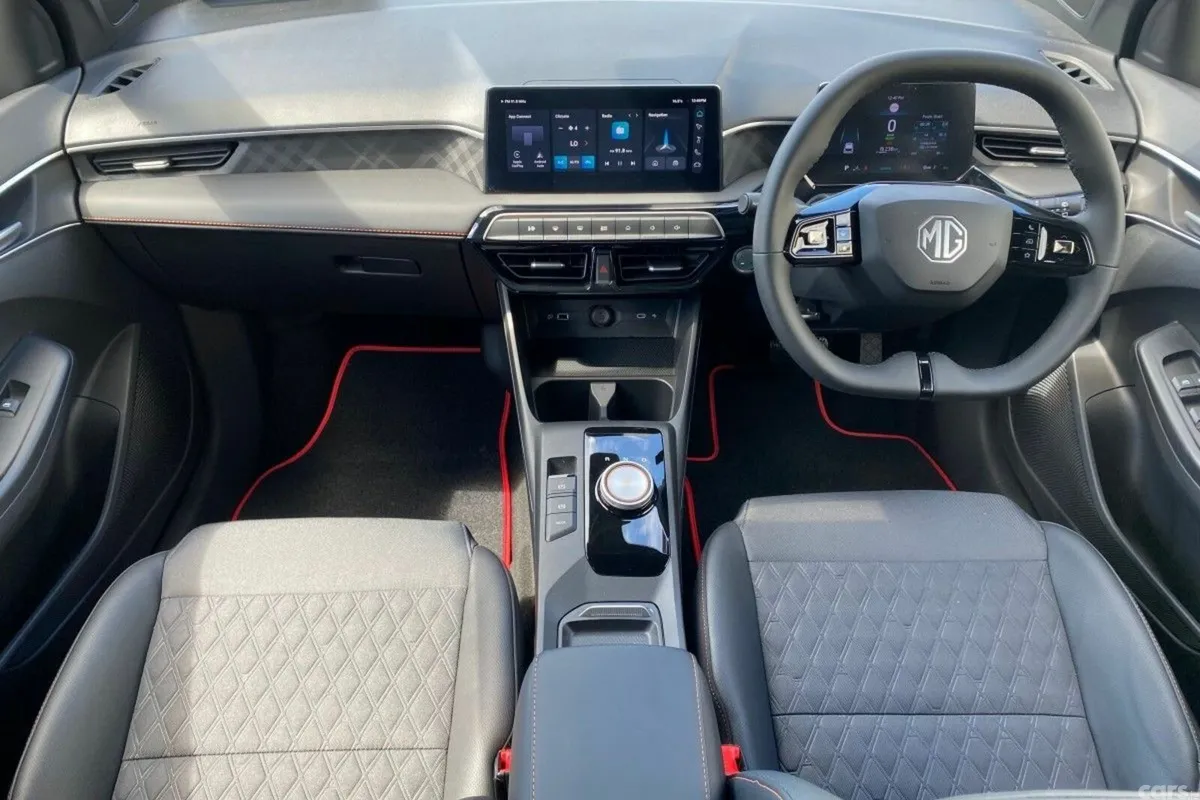 MG MG3 Hatchback, Petrol Hybrid, 2027, White