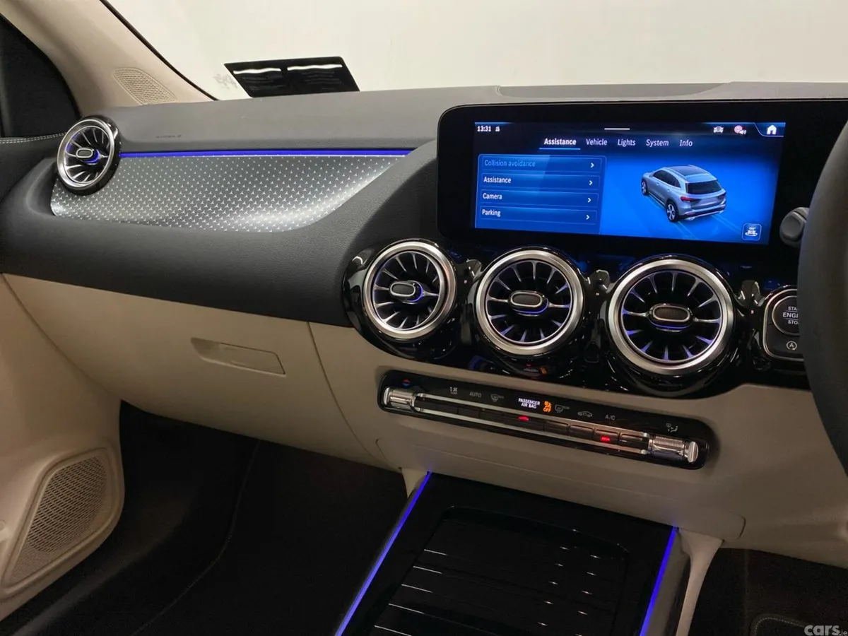 Mercedes-Benz GLA SUV, Diesel, 2026, Grey