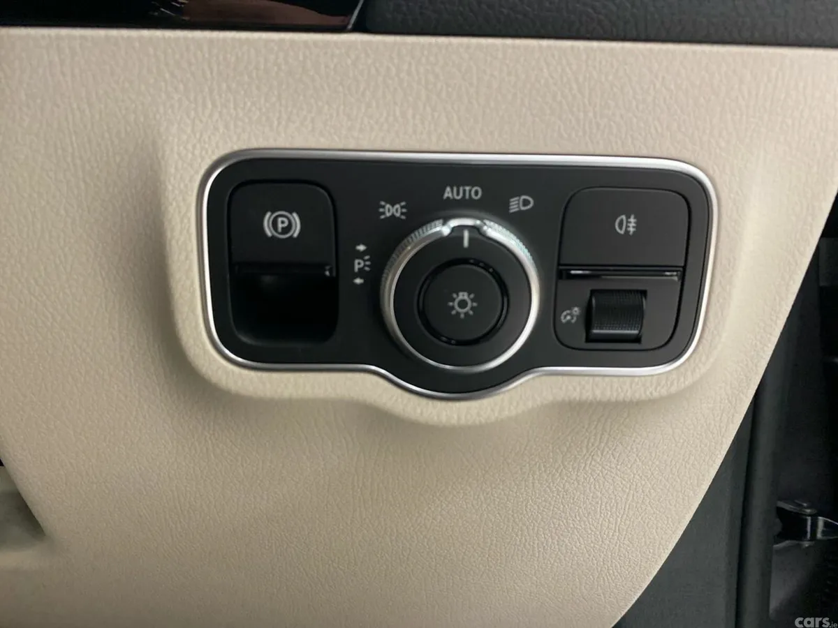 Mercedes-Benz GLA SUV, Diesel, 2026, Grey