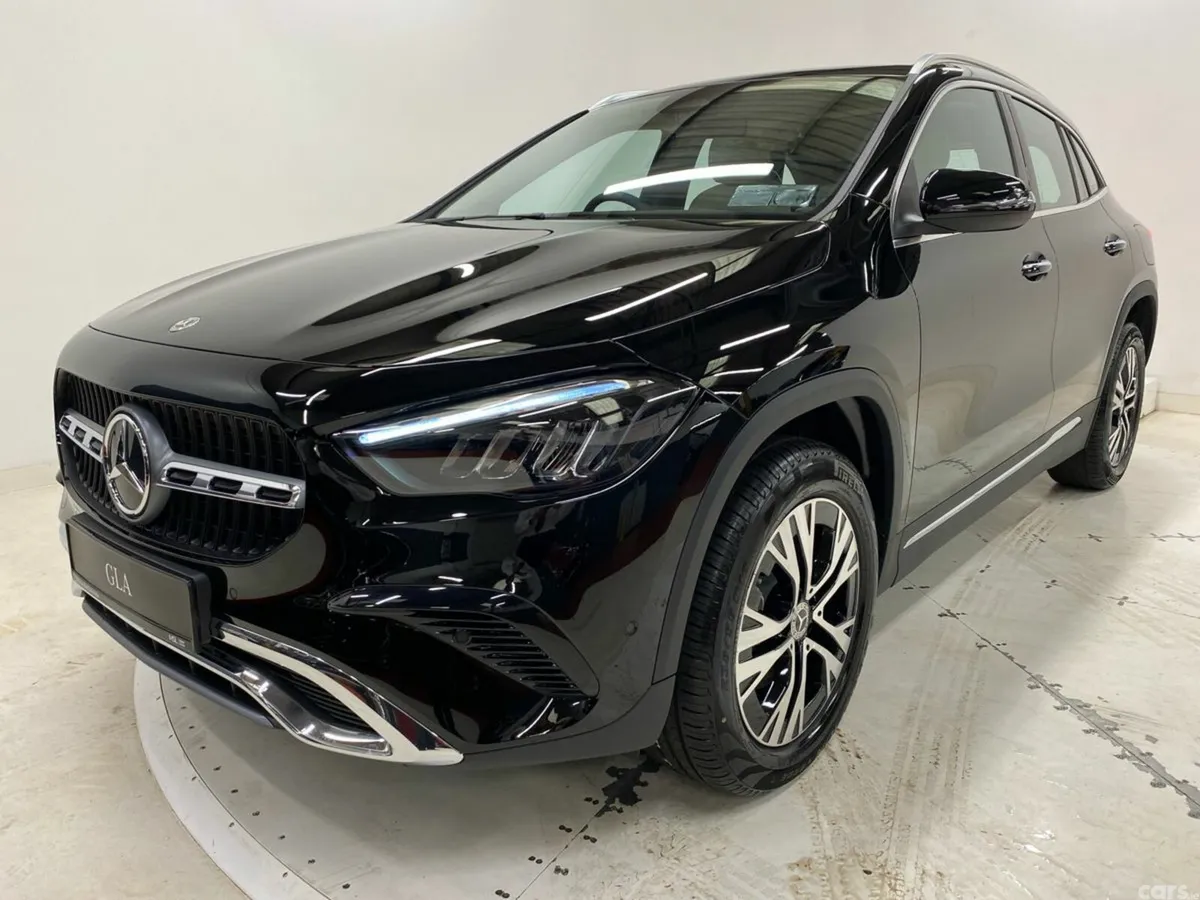 Mercedes-Benz GLA SUV, Petrol, 2026, Black