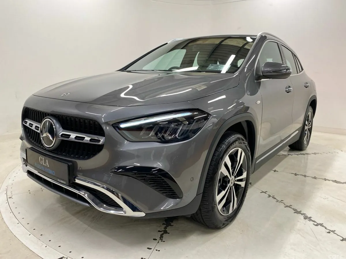 Mercedes-Benz GLA SUV, Petrol Plug-in Hybrid, 2026, Grey