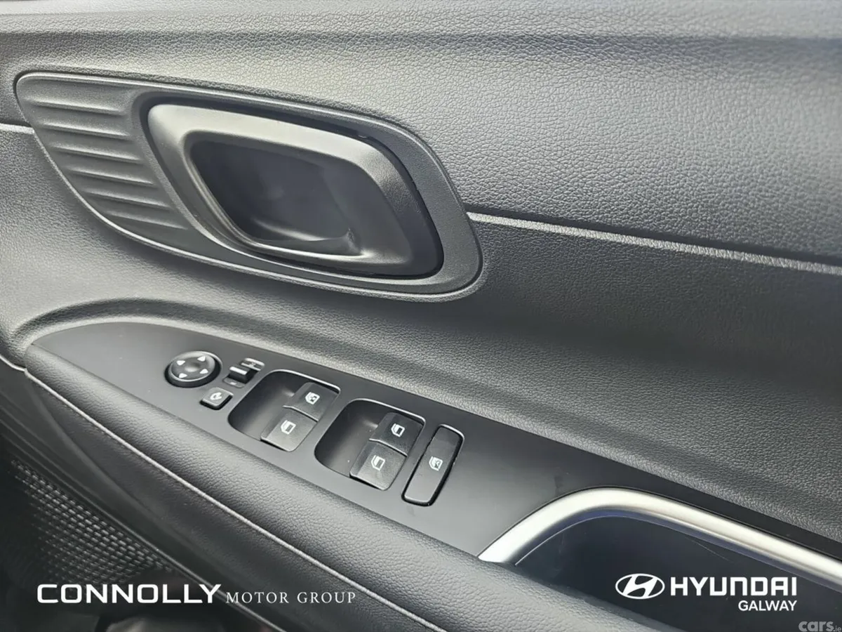 Hyundai i20 Hatchback, Petrol, 2026, White
