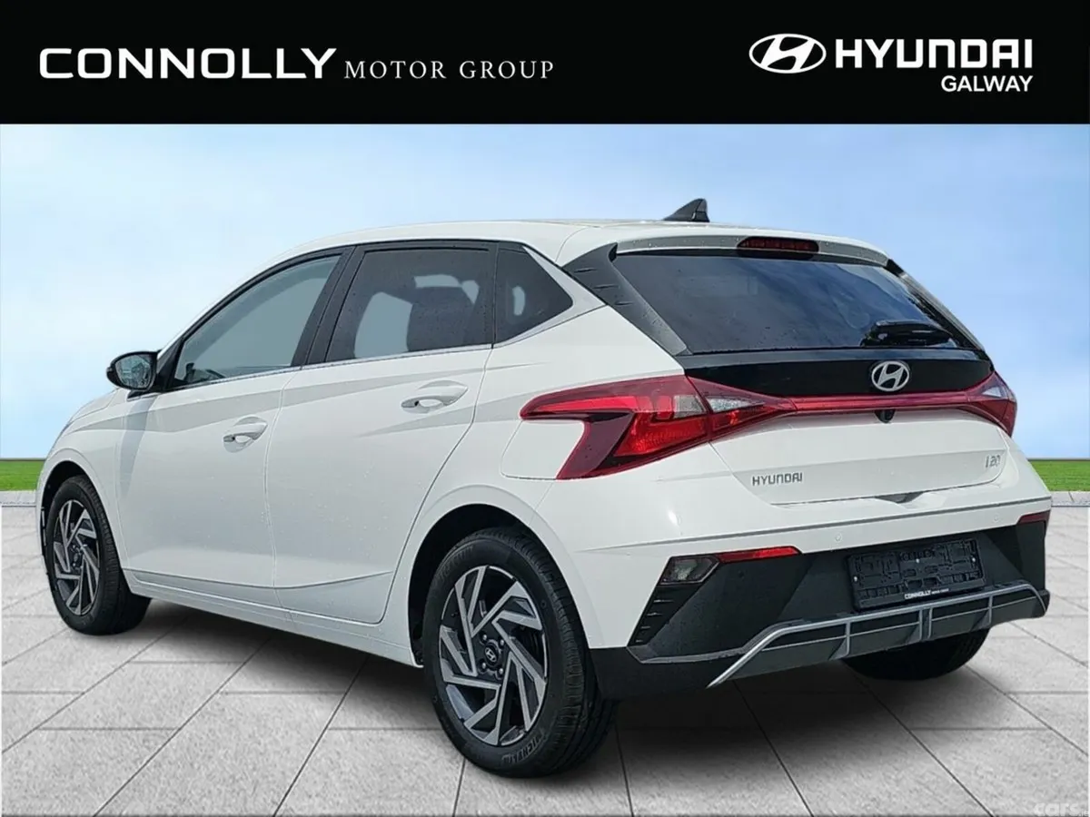 Hyundai i20 Hatchback, Petrol, 2026, White