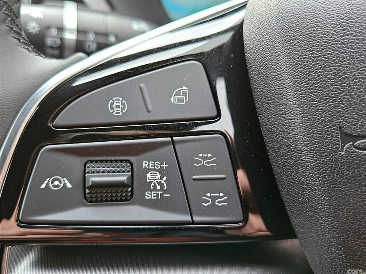 BYD SEAL U SUV, Petrol Plug-in Hybrid, 2026, Black