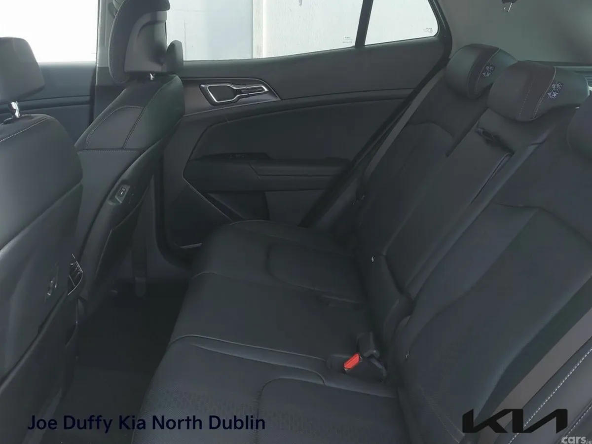 Kia Sportage SUV, Diesel Hybrid, 2026, Grey