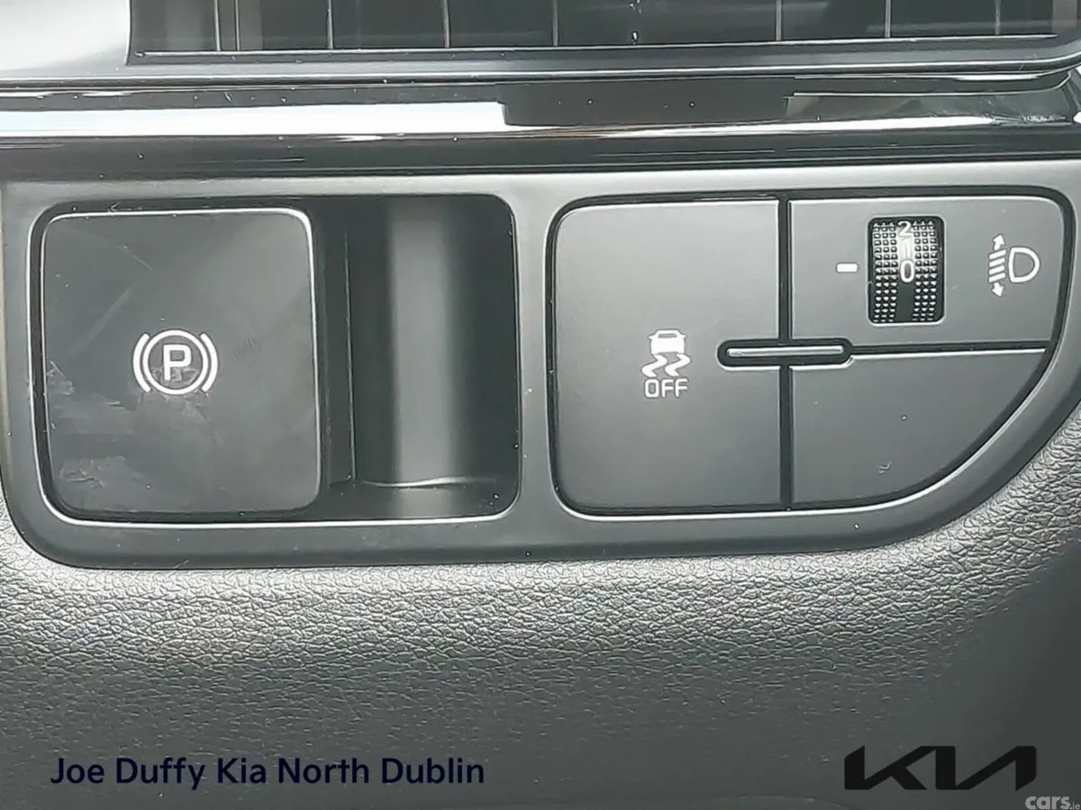 Kia Sportage SUV, Diesel Hybrid, 2026, Grey