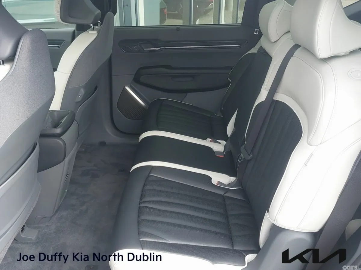 Kia EV9 MPV, Electric, 2026, Grey