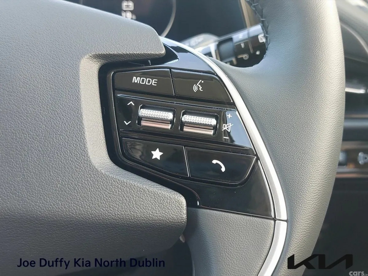 Kia Niro SUV, Petrol Plug-in Hybrid, 2026, White