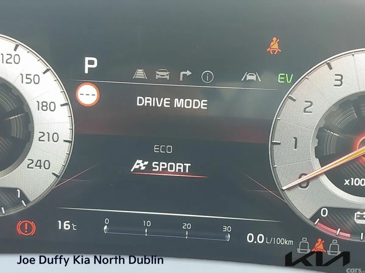 Kia Niro SUV, Petrol Plug-in Hybrid, 2026, White