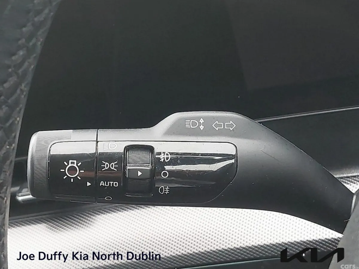 Kia Sportage SUV, Diesel Hybrid, 2024, Red
