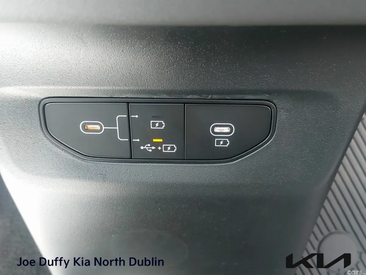 Kia EV6 MPV, Electric, 2026, Grey