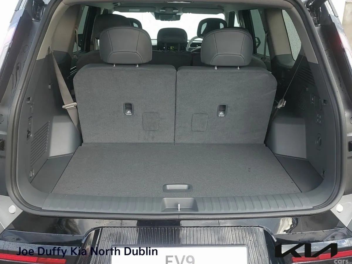Kia EV9 SUV, Electric, 2026, Grey
