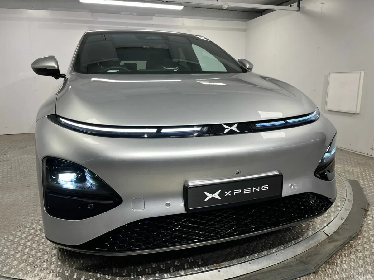 XPeng G6 SUV, Electric, 2025, Grey