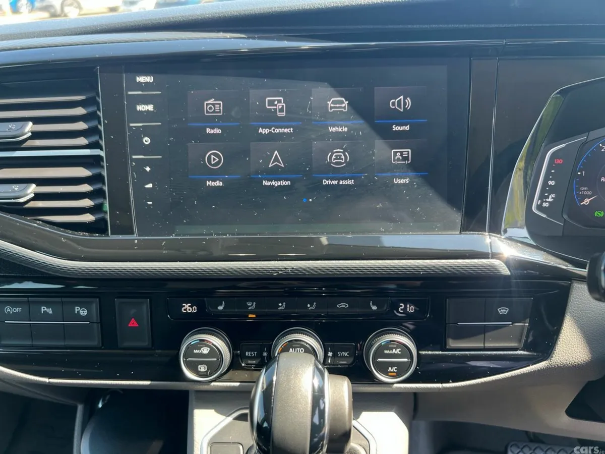 Volkswagen California MPV, Diesel, 2024, Grey