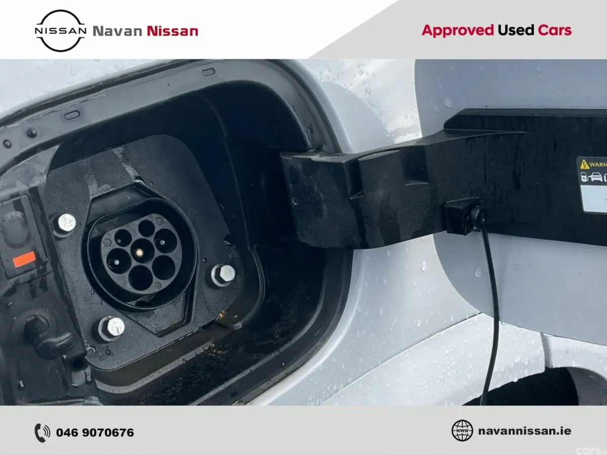 Hyundai Santa Fe SUV, Petrol Plug-in Hybrid, 2023, White