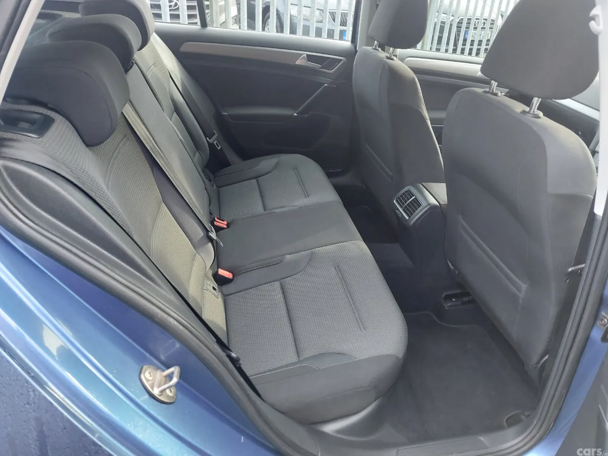 Volkswagen Golf Estate, Diesel, 2017, Blue