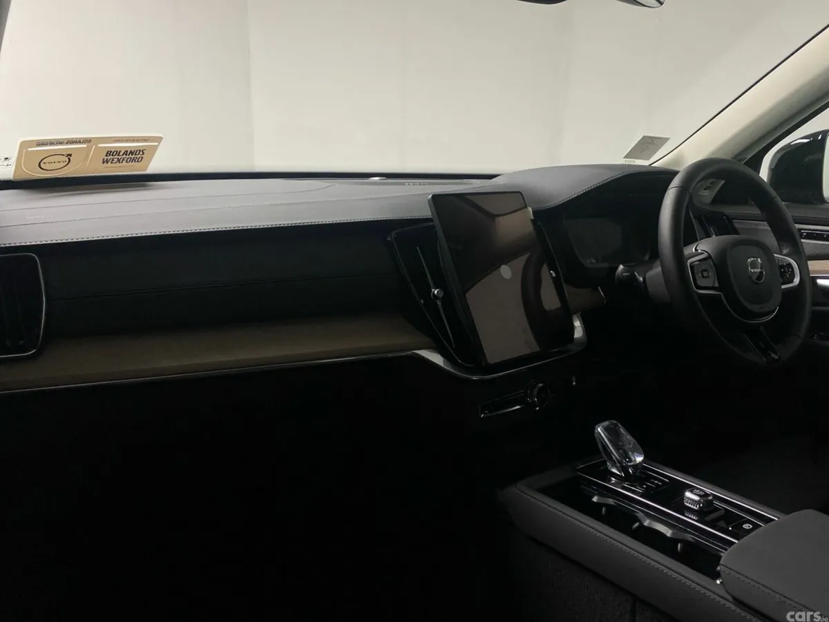 Volvo XC90 Hatchback, Electric, 2027, Grey