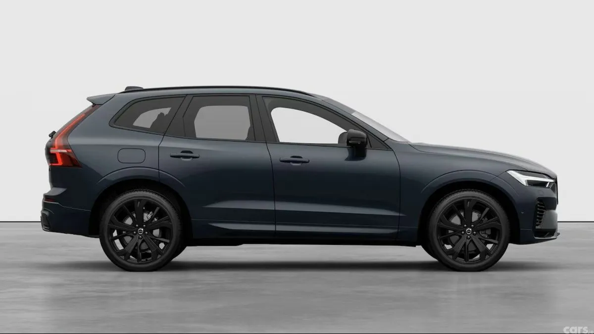 Volvo XC60 Hatchback, Petrol Plug-in Hybrid, 2026, Blue