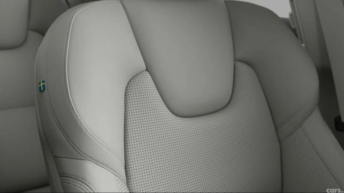 Volvo XC60 Hatchback, Petrol Plug-in Hybrid, 2027, Silver