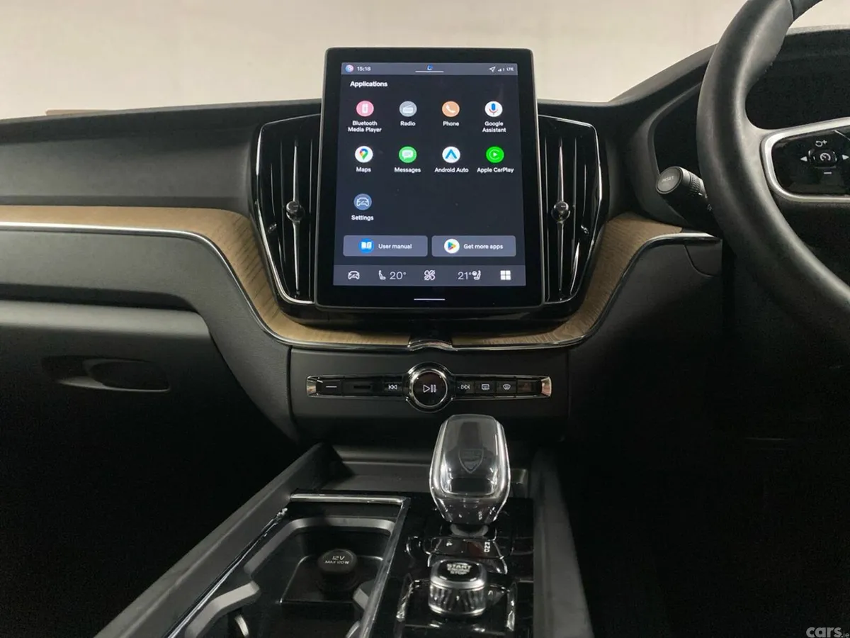 Volvo XC60 Hatchback, Petrol Plug-in Hybrid, 2026, Red