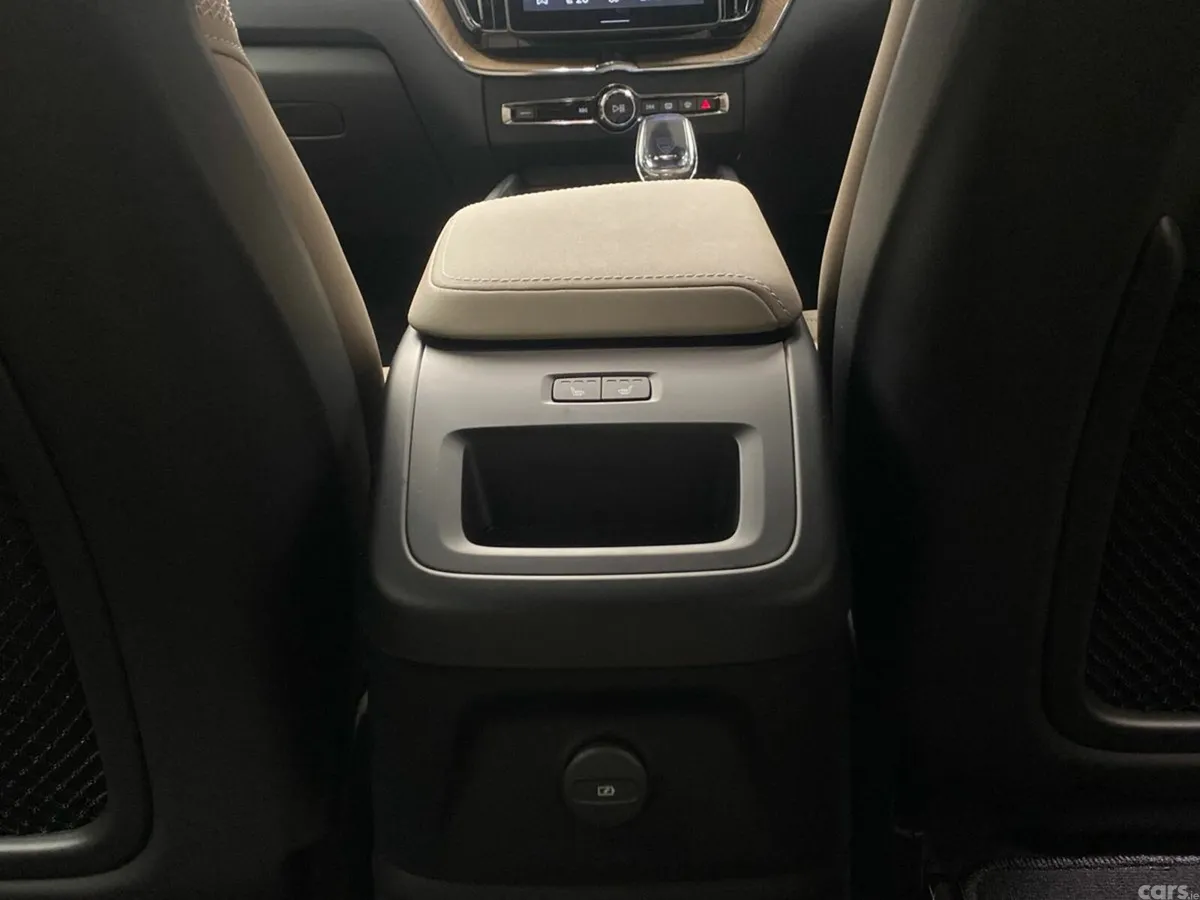 Volvo XC60 Hatchback, Petrol Plug-in Hybrid, 2026, Red