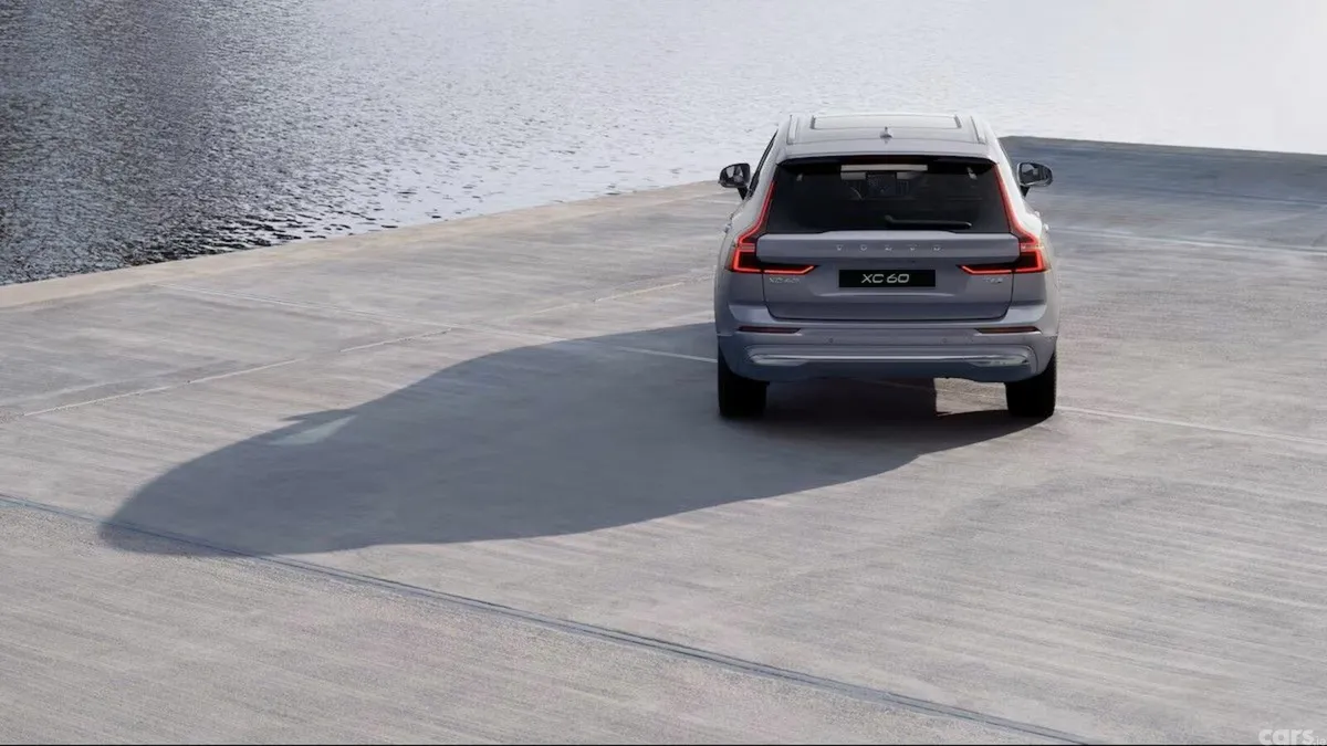 Volvo XC60 Hatchback, Petrol Plug-in Hybrid, 2027, Silver
