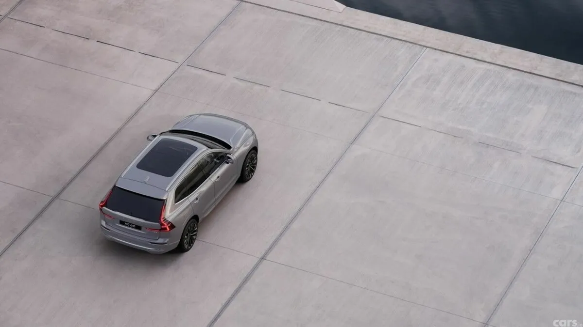 Volvo XC60 Hatchback, Petrol Plug-in Hybrid, 2027, Silver